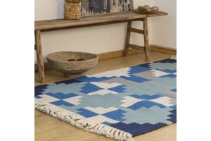 Handwoven Rug with Geometric Patterns