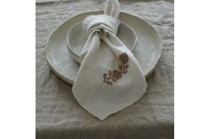 Hand Embroidered Linen Napkins – Set of 4 (White)